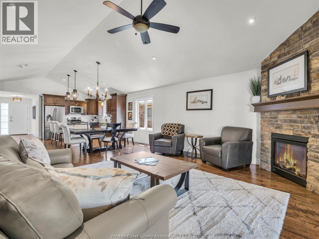 633 Commisso, Lasalle, Ontario N9H 0C8 - Photo 12 - 25030885