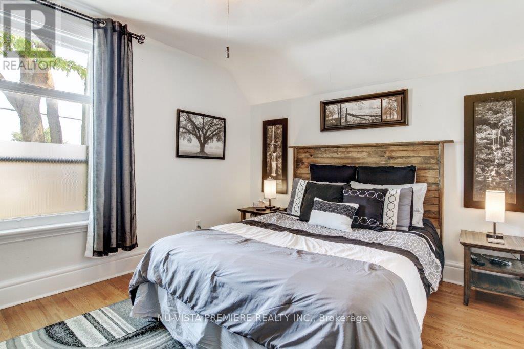 Photo 14 of 22 for 9 Sycamore Street