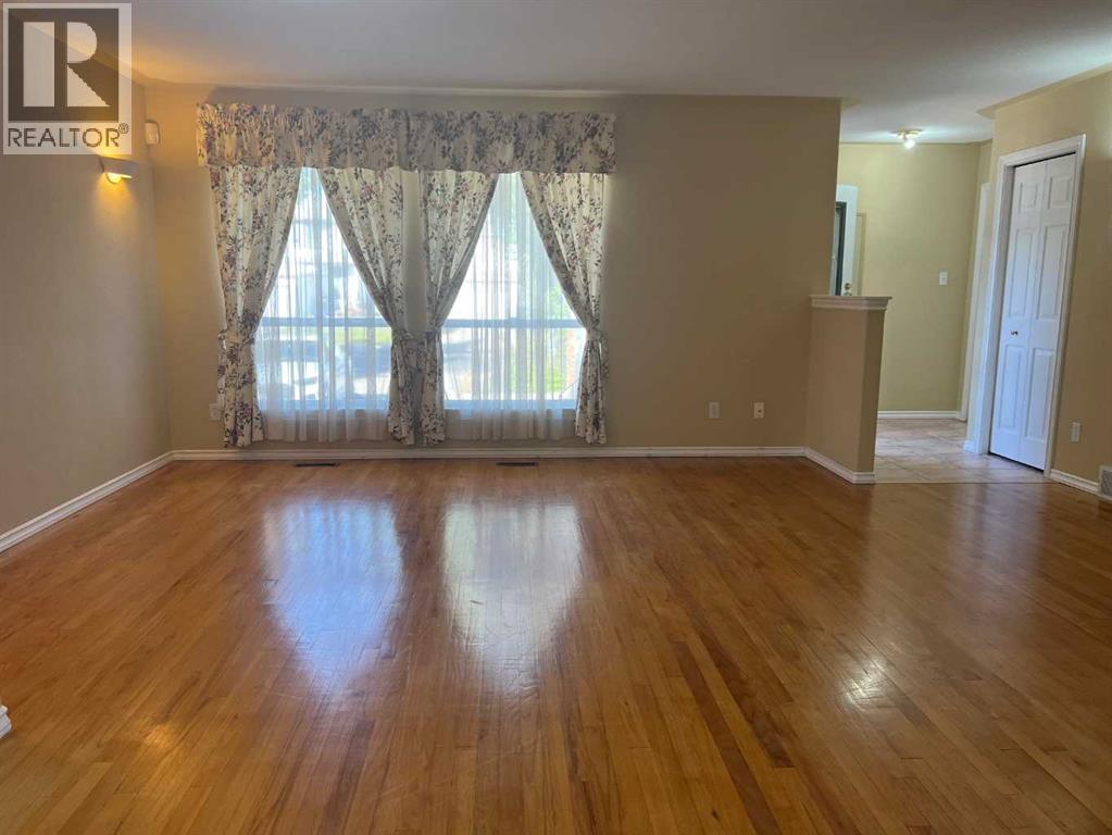 47 Squamish Boulevard W, Lethbridge, Alberta T1K 7J7 - Photo 10 - A2252400