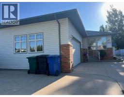 47 Squamish Boulevard W Indian Battle Heights