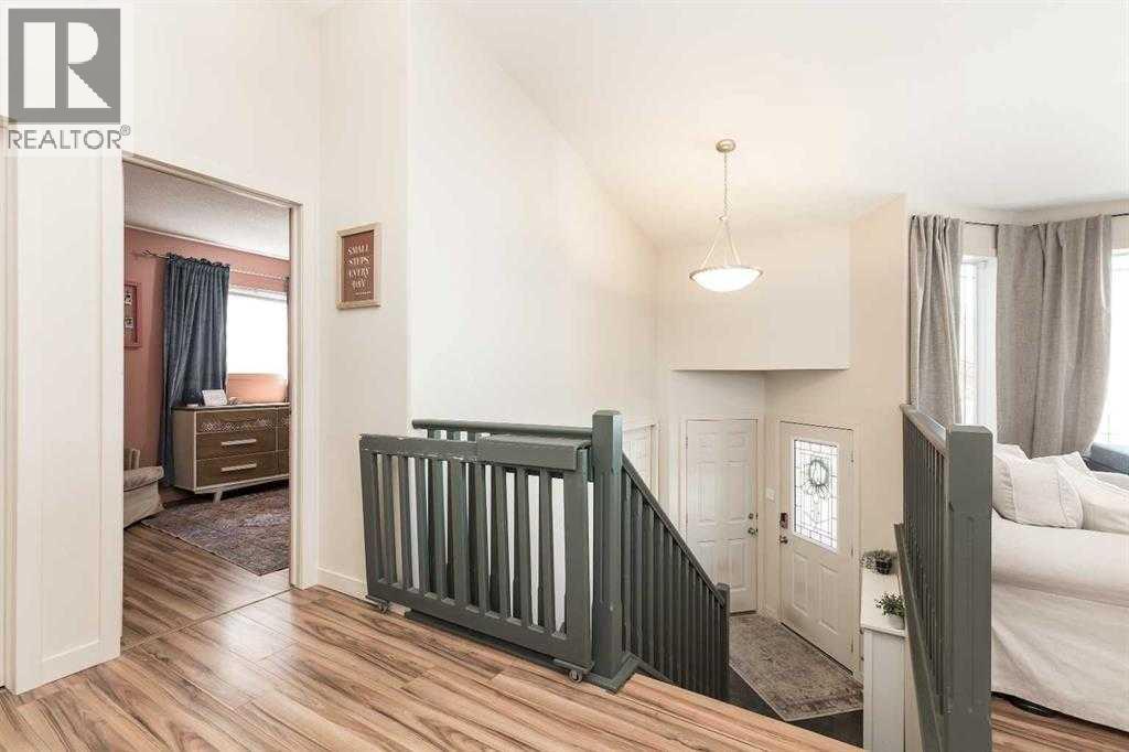 195 Cowichan Court W, Lethbridge, Alberta  T1K 7T7 - Photo 3 - A2273455