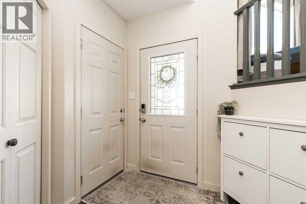 195 Cowichan Court W, Lethbridge, Alberta  T1K 7T7 - Photo 5 - A2273455