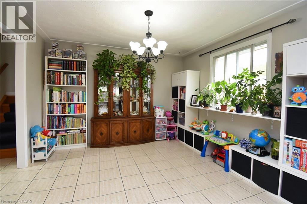 3 Evelyn Street, Brantford, Ontario  N3R 3G8 - Photo 8 - 40773157