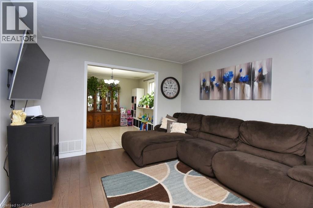 3 Evelyn Street, Brantford, Ontario  N3R 3G8 - Photo 6 - 40773157