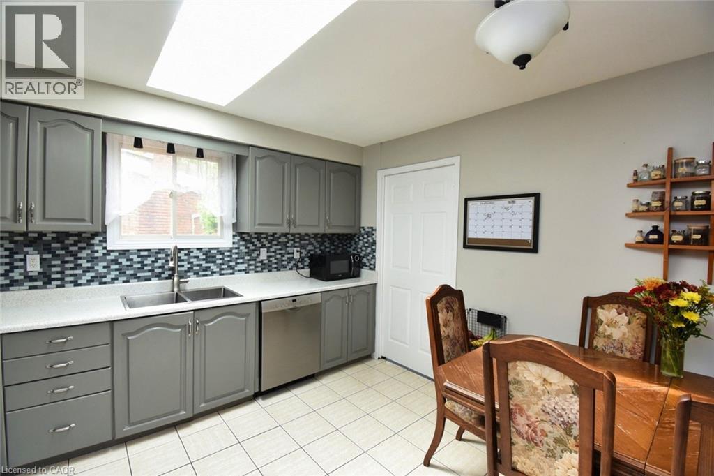 3 Evelyn Street, Brantford, Ontario  N3R 3G8 - Photo 10 - 40773157