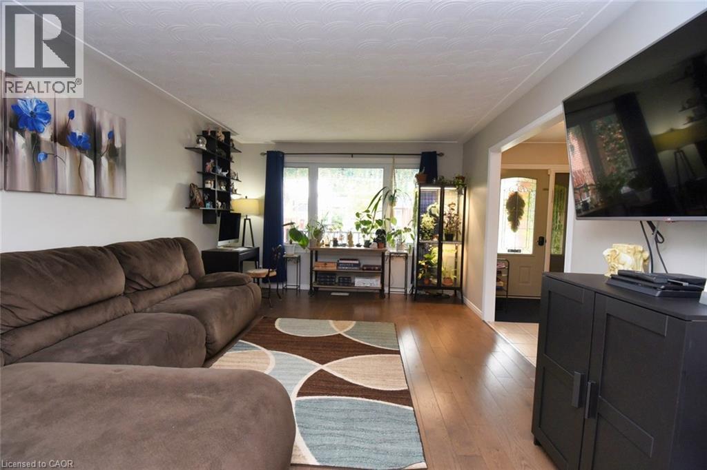 3 Evelyn Street, Brantford, Ontario  N3R 3G8 - Photo 7 - 40773157