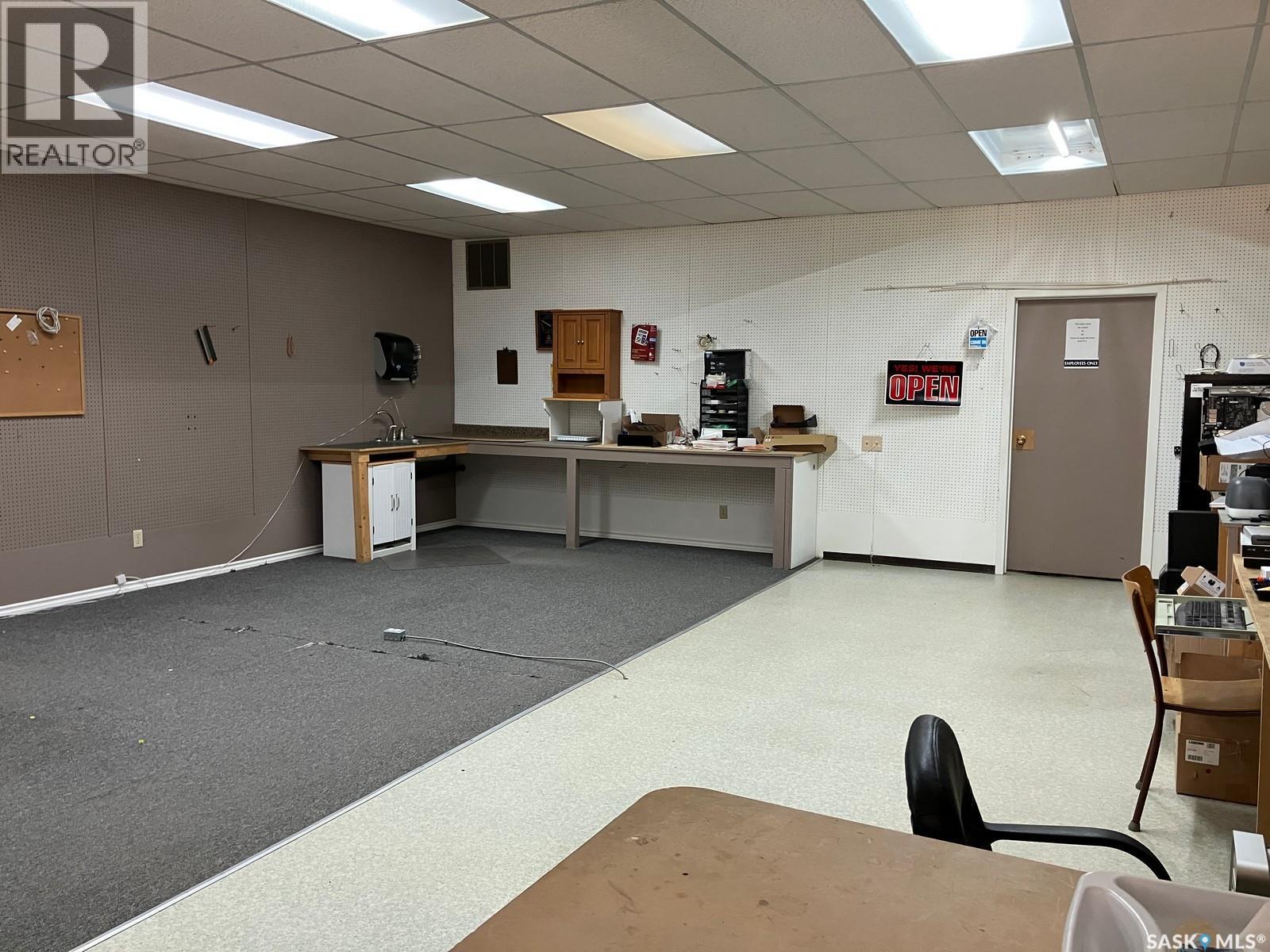 105 1st Avenue E, Nipawin, Saskatchewan  S0E 1E0 - Photo 14 - SK025024