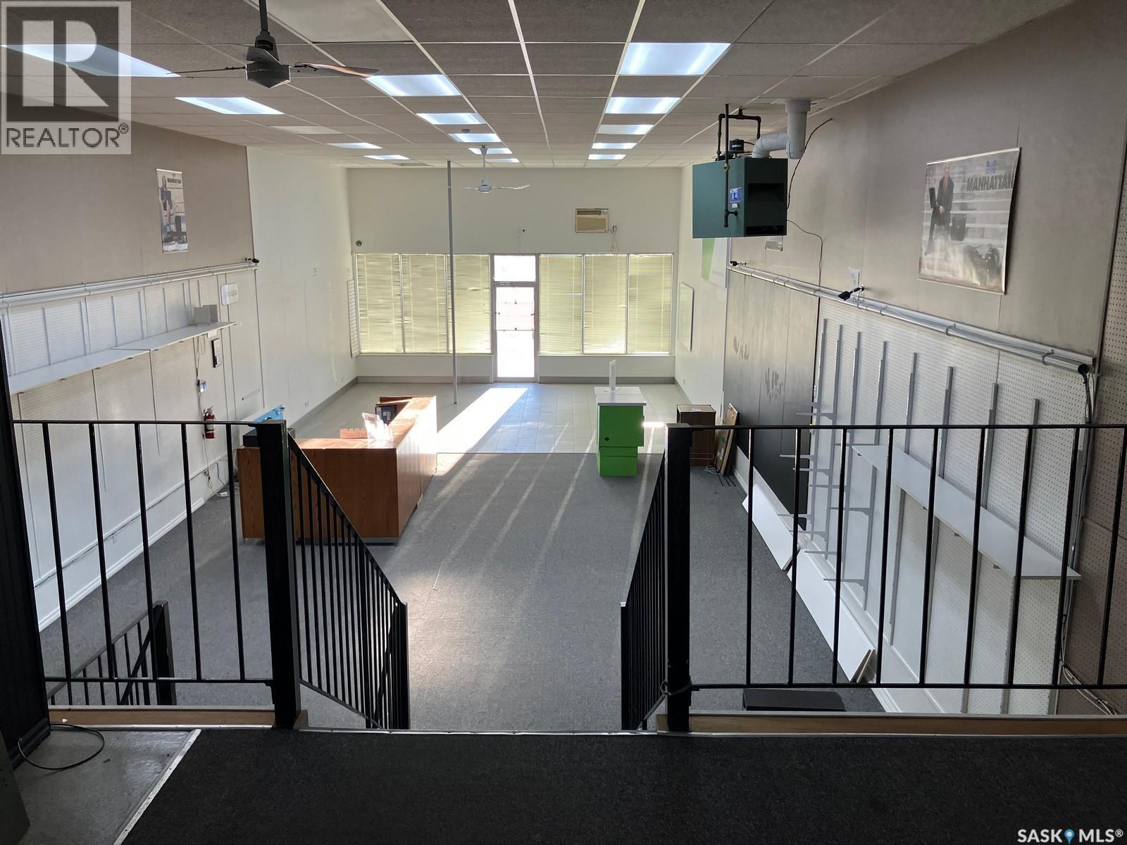 105 1st Avenue E, Nipawin, Saskatchewan  S0E 1E0 - Photo 3 - SK025024