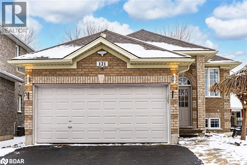 121 SOVEREIGN'S Gate, Barrie, Ontario