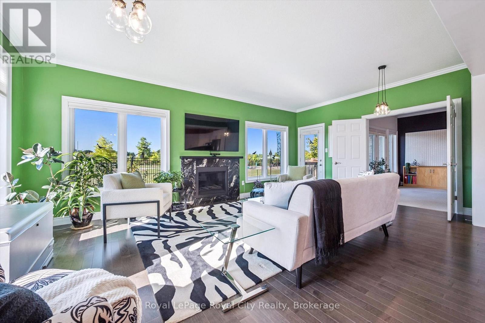 1 - 39 Kay Crescent, Guelph, Ontario  N1L 0N5 - Photo 12 - X12404233