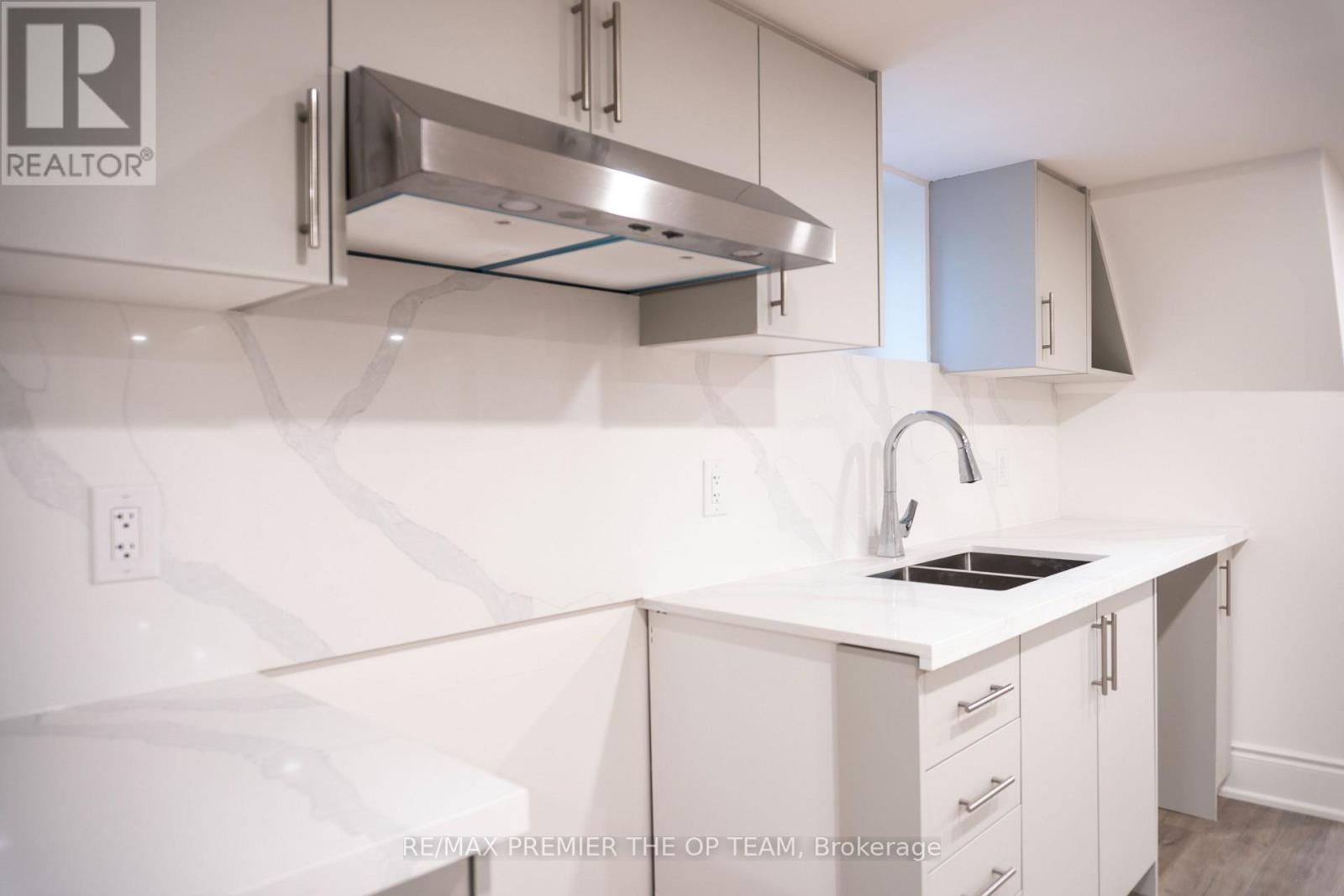 148 Martin Grove Road, Toronto, Ontario  M9B 4K9 - Photo 20 - W12434802