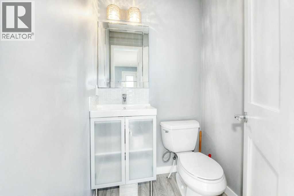 2206 30 Avenue Sw, Calgary, Alberta  T2T 1R7 - Photo 13 - A2272958