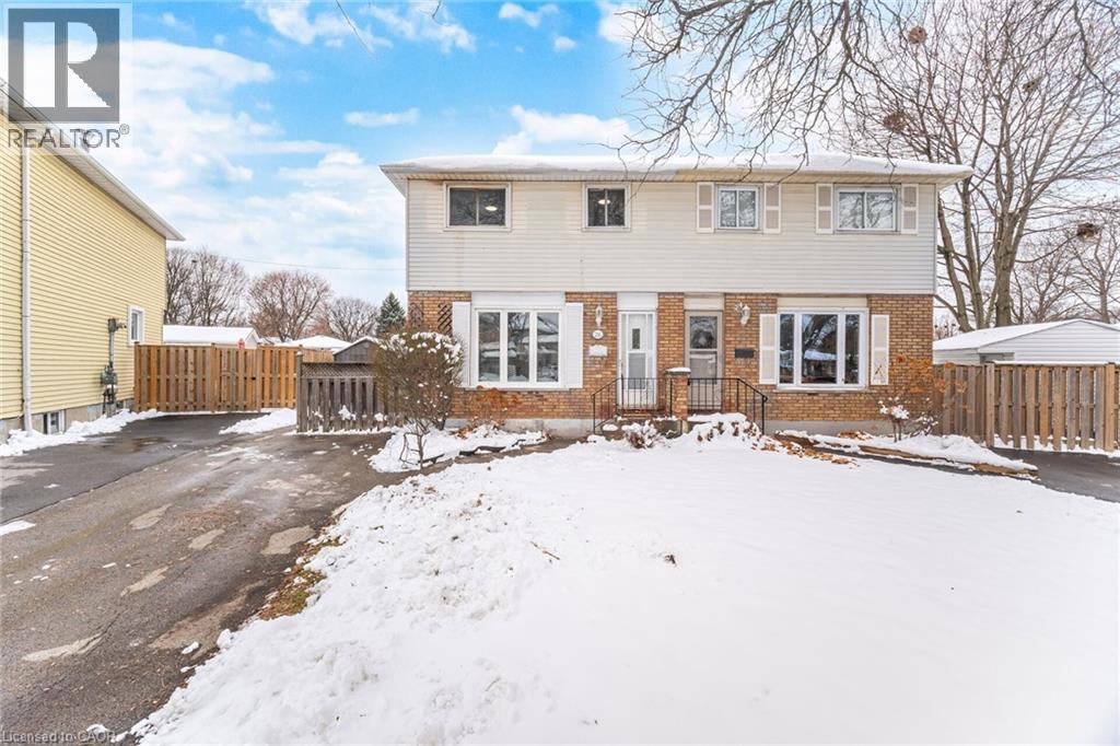 26 Graywood Road, Hamilton, Ontario  L9C 6K4 - Photo 2 - 40791683