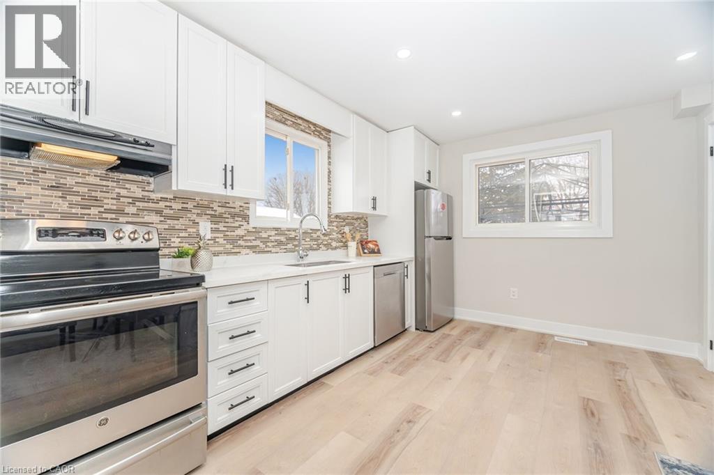 26 Graywood Road, Hamilton, Ontario  L9C 6K4 - Photo 8 - 40791683