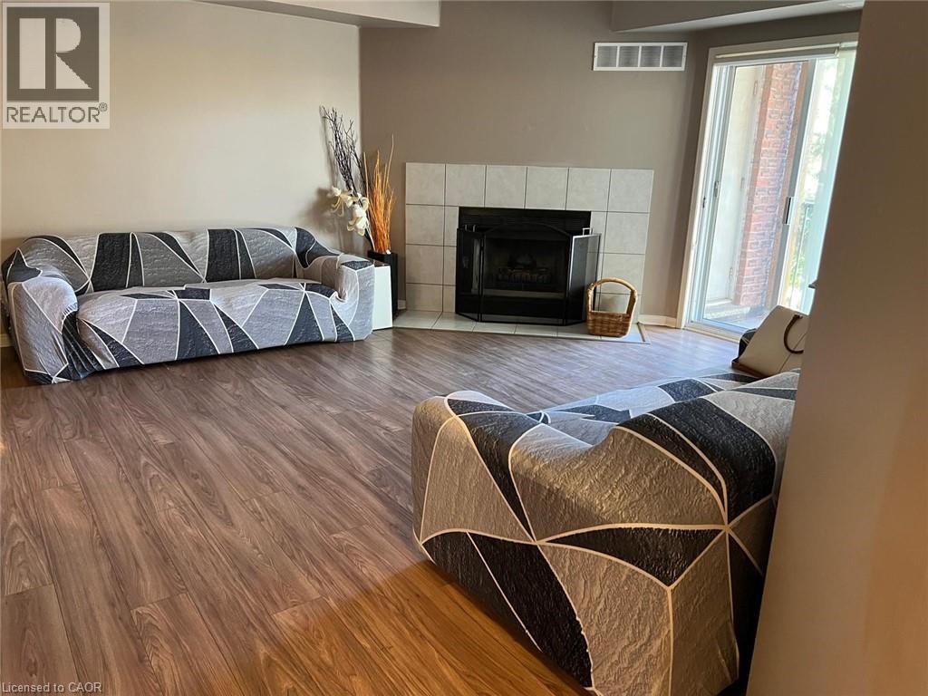 3085 Kingsway Drive Unit# 52, Kitchener, Ontario N2C 2P2 - Photo 7 - 40791307