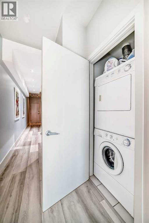 201, 2124 17 Street, Calgary, Alberta  T2T 4M4 - Photo 8 - A2270363