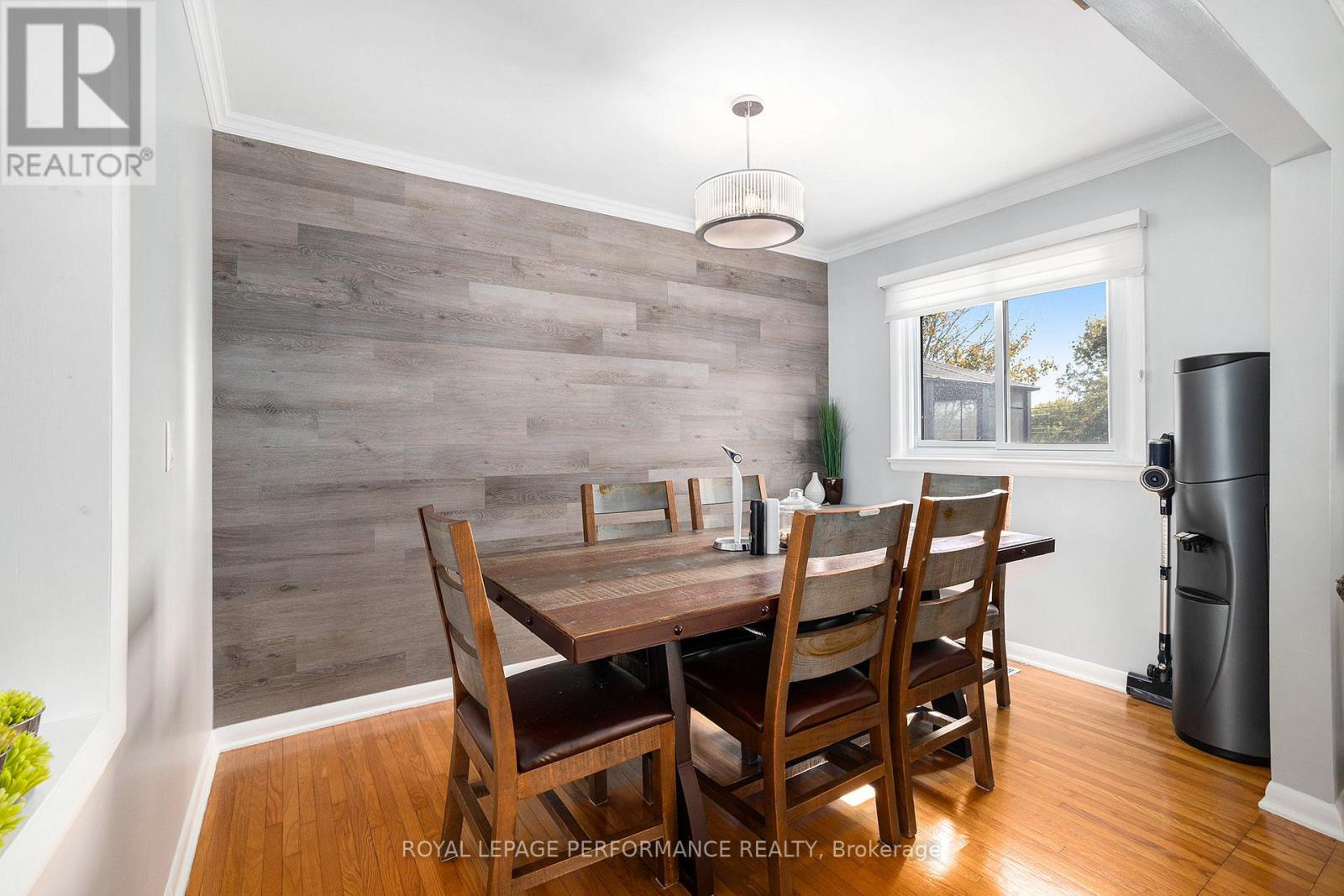 70 St Lawrence Street, South Stormont, Ontario  K0C 1M0 - Photo 10 - X12459302