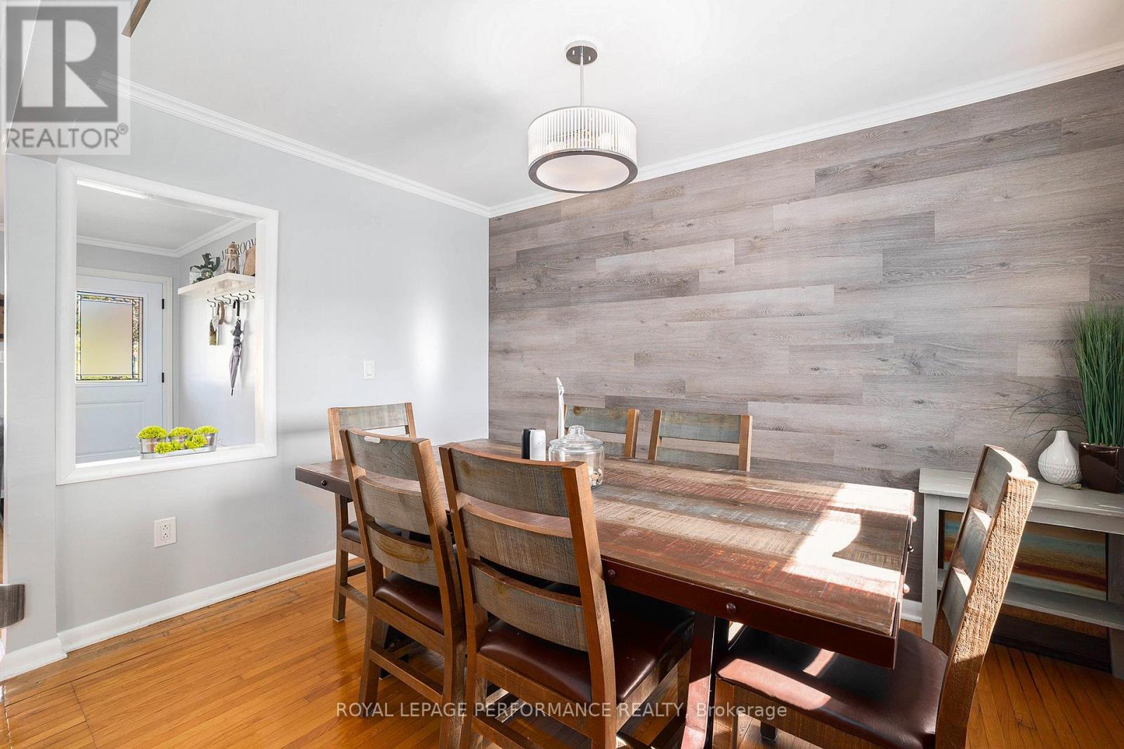 70 St Lawrence Street, South Stormont, Ontario  K0C 1M0 - Photo 11 - X12459302