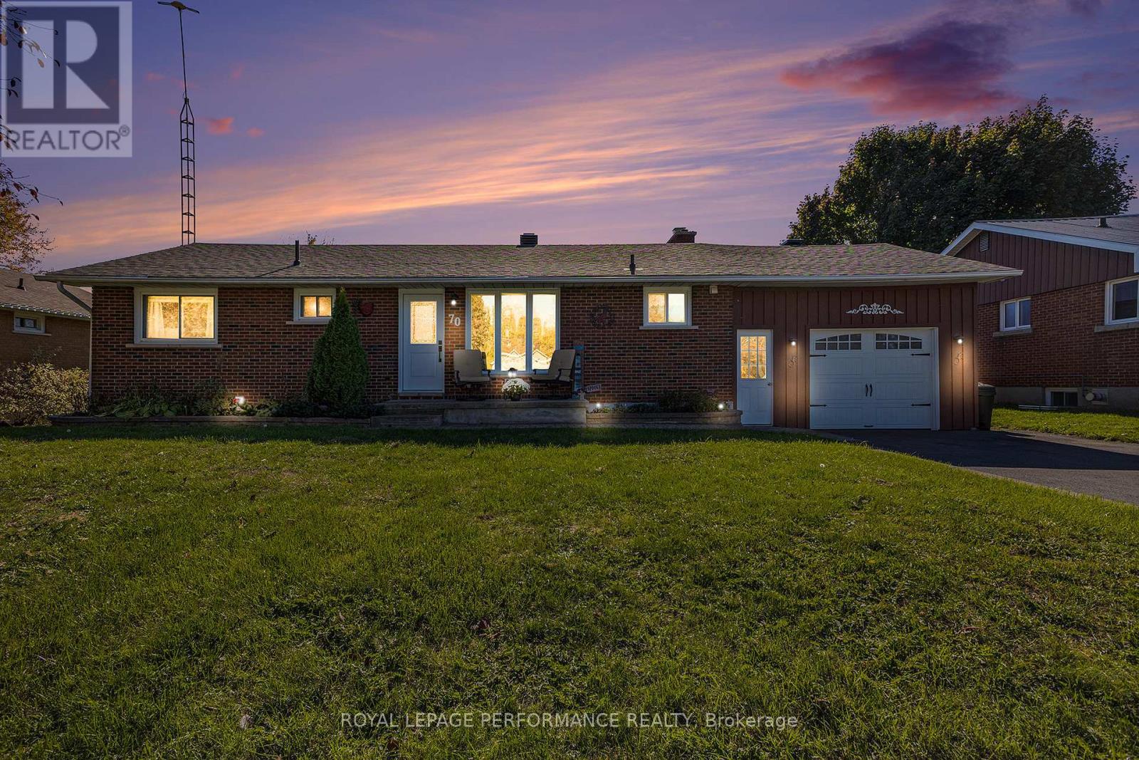 70 St Lawrence Street, South Stormont, Ontario  K0C 1M0 - Photo 2 - X12459302