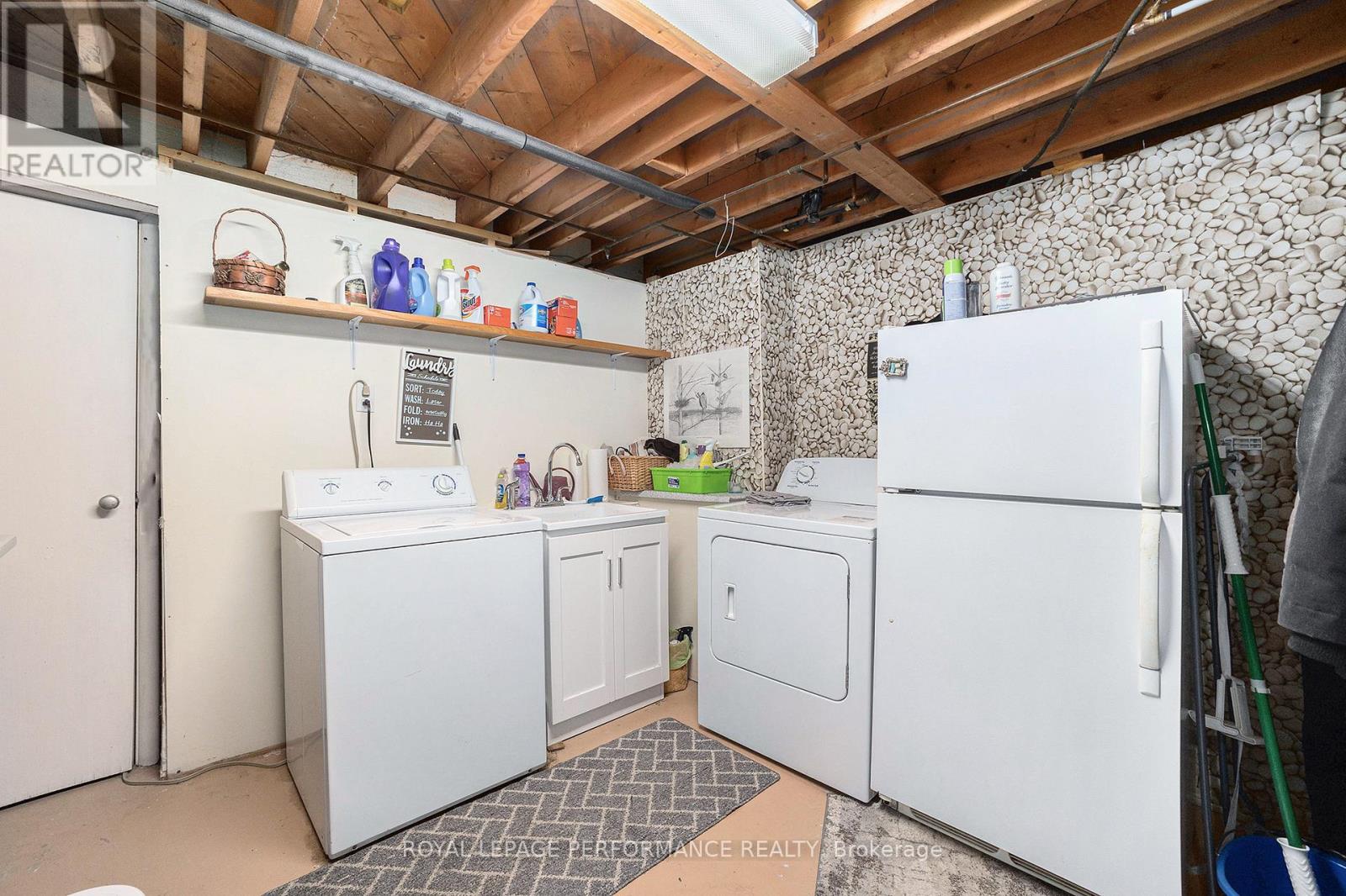 70 St Lawrence Street, South Stormont, Ontario  K0C 1M0 - Photo 24 - X12459302