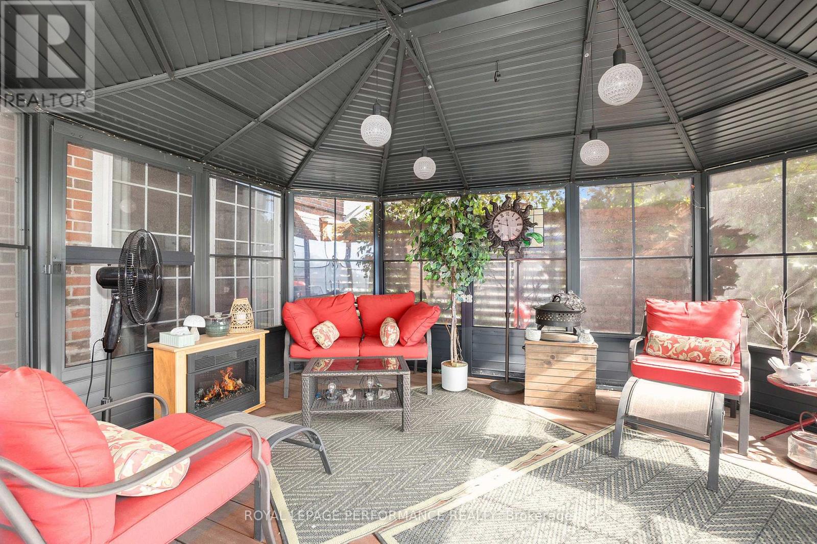 70 St Lawrence Street, South Stormont, Ontario  K0C 1M0 - Photo 25 - X12459302