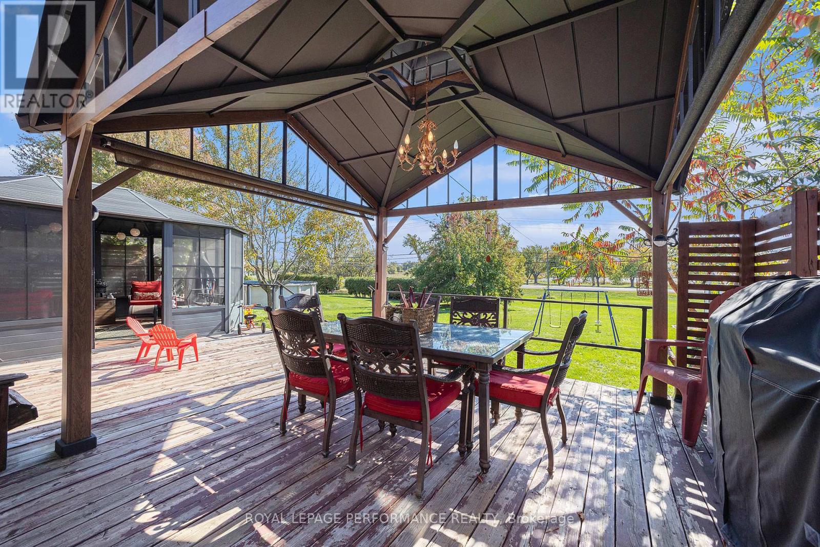 70 St Lawrence Street, South Stormont, Ontario  K0C 1M0 - Photo 28 - X12459302