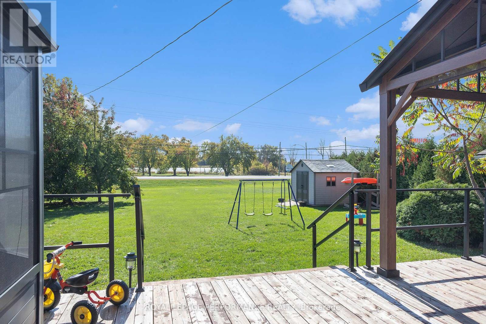 70 St Lawrence Street, South Stormont, Ontario  K0C 1M0 - Photo 31 - X12459302