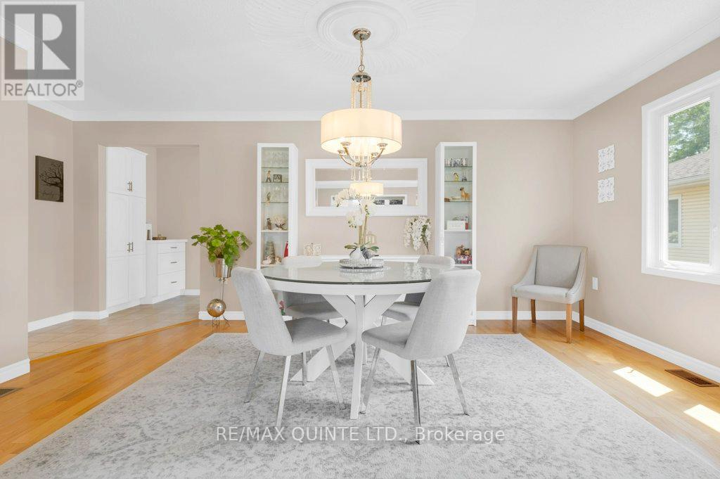 2 Heritage Drive, Prince Edward County, Ontario  K0K 3L0 - Photo 15 - X12313511