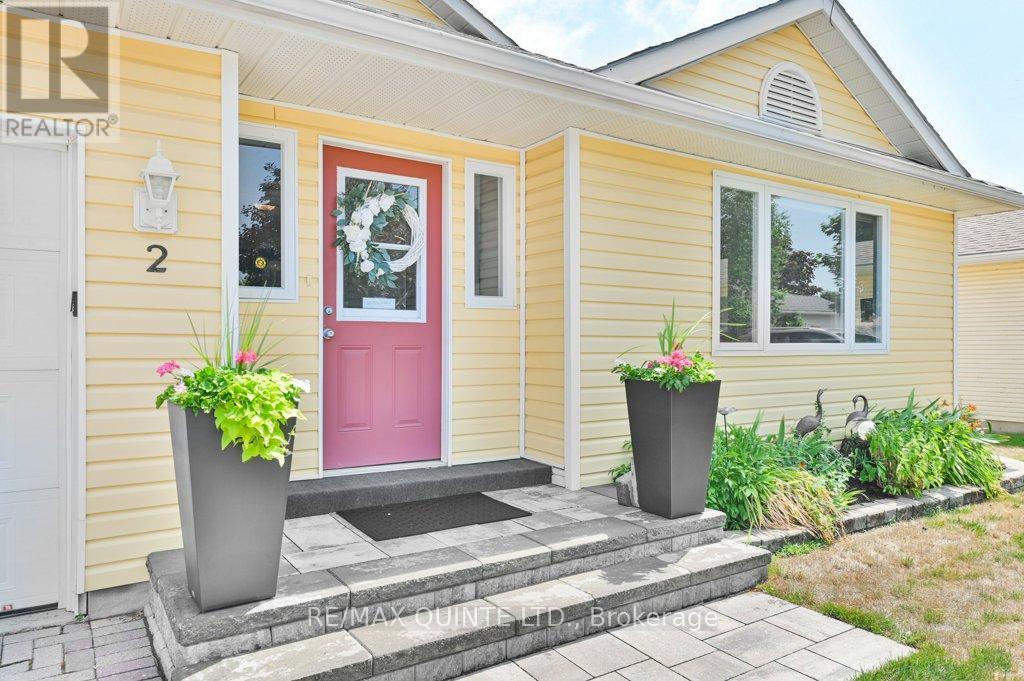 2 Heritage Drive, Prince Edward County, Ontario  K0K 3L0 - Photo 4 - X12313511