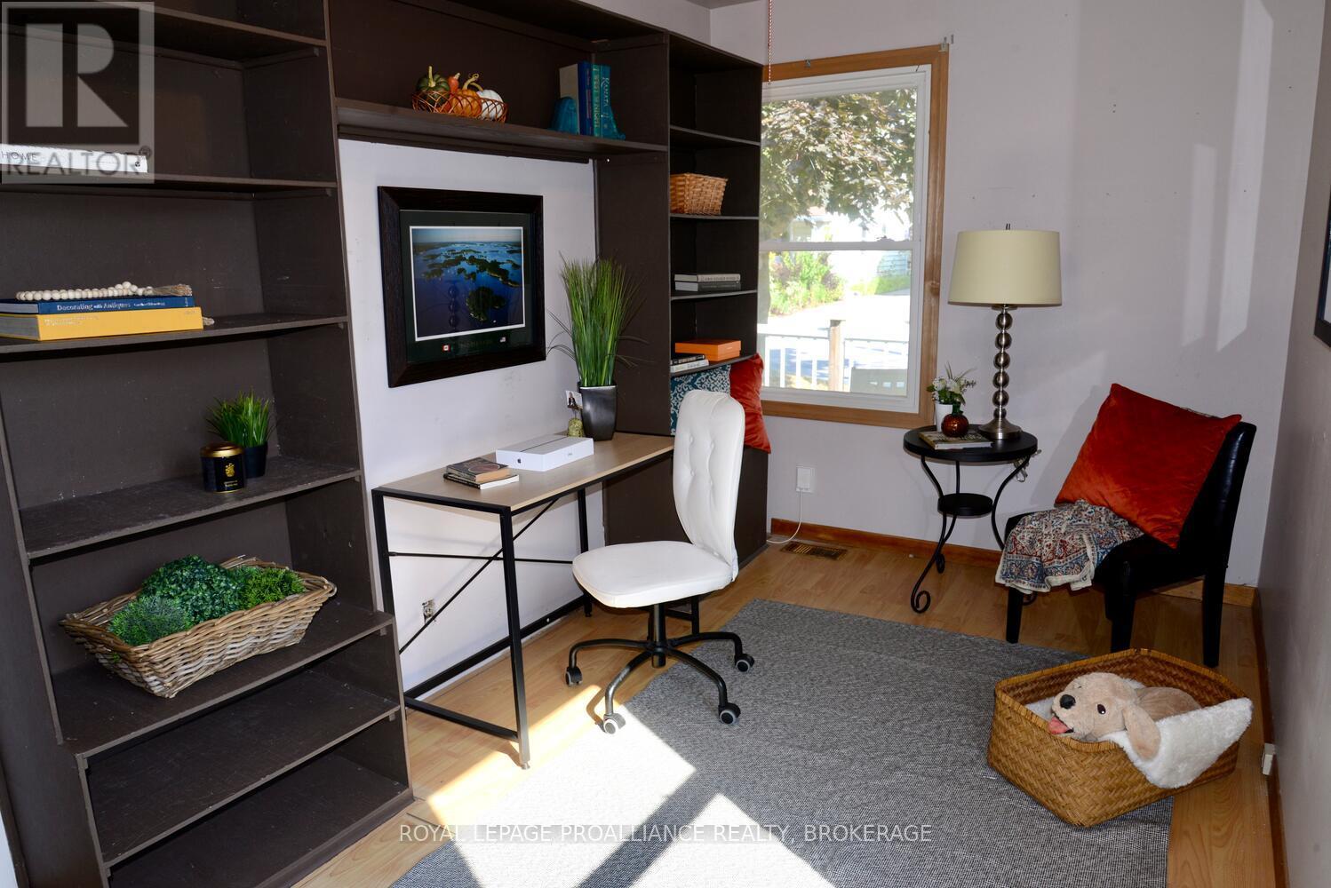 18 Dunkirk Avenue, Kingston, Ontario  K7K 2H4 - Photo 18 - X12343547