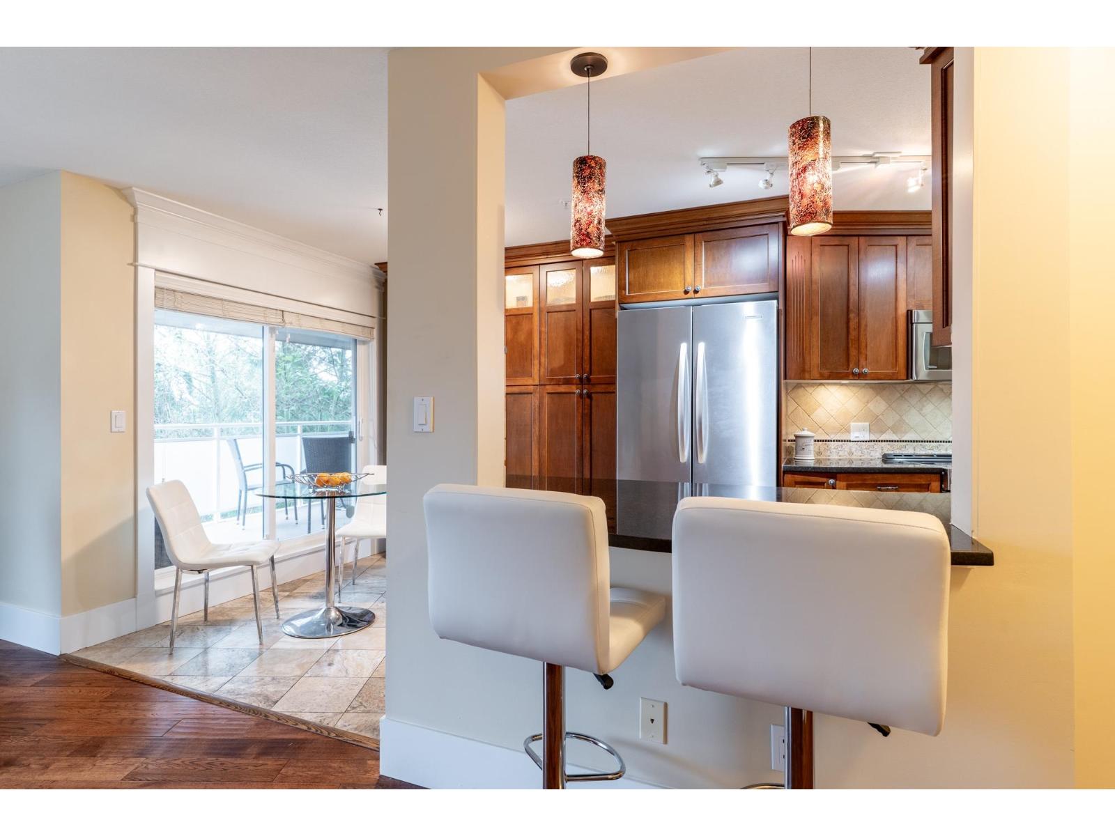 305 15150 29a Avenue, Surrey, British Columbia V4P 3B1 - Photo 11 - R3069484