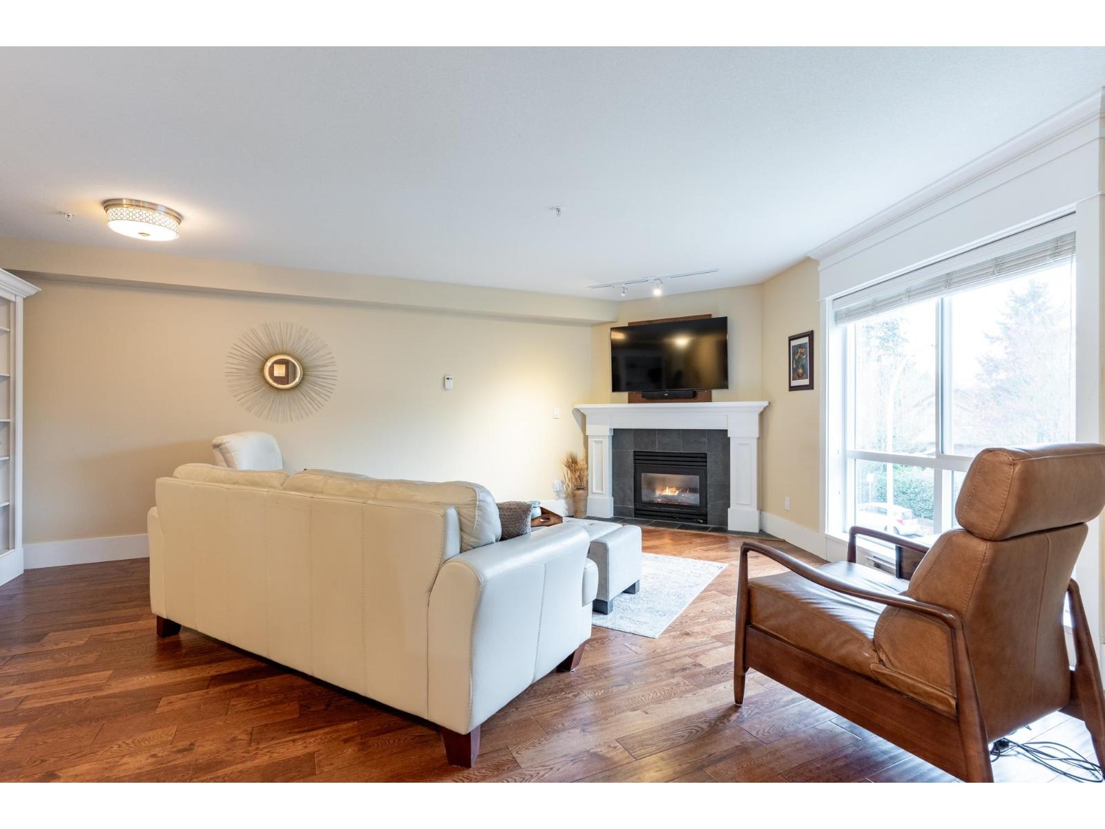 305 15150 29a Avenue, Surrey, British Columbia V4P 3B1 - Photo 13 - R3069484