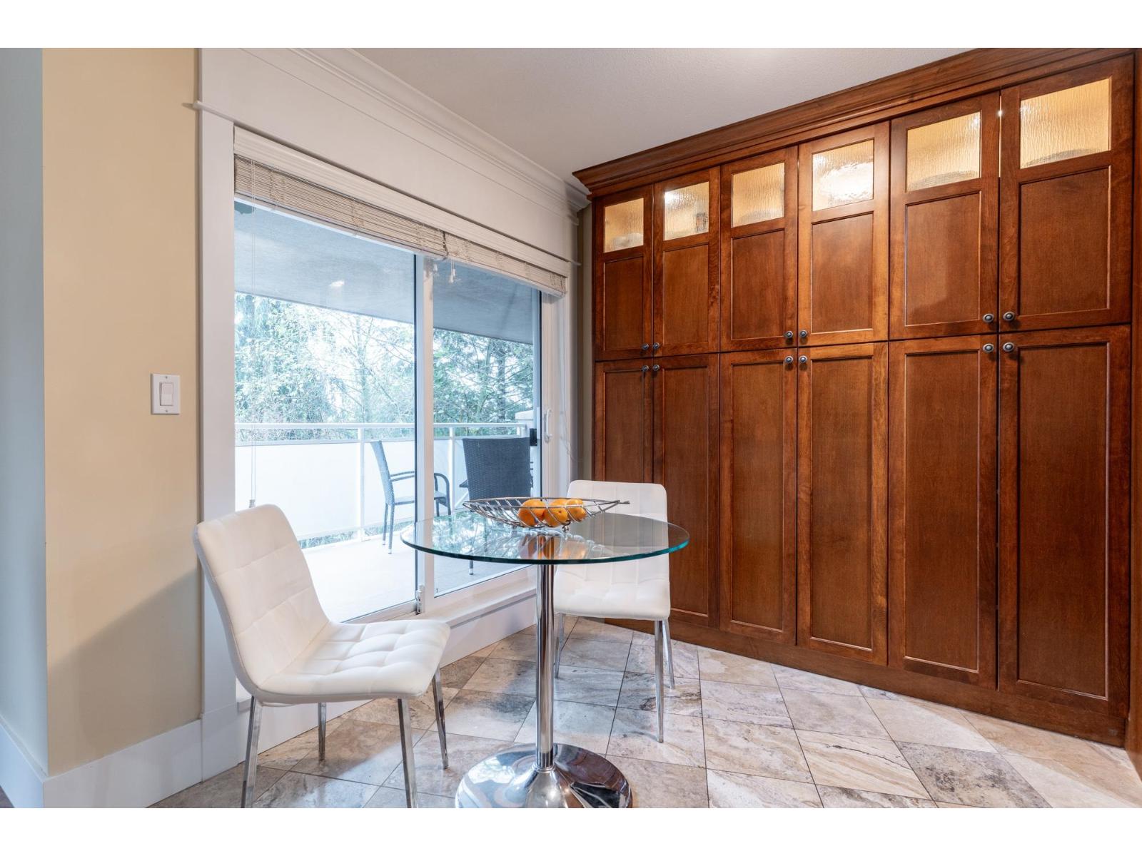 305 15150 29a Avenue, Surrey, British Columbia V4P 3B1 - Photo 9 - R3069484