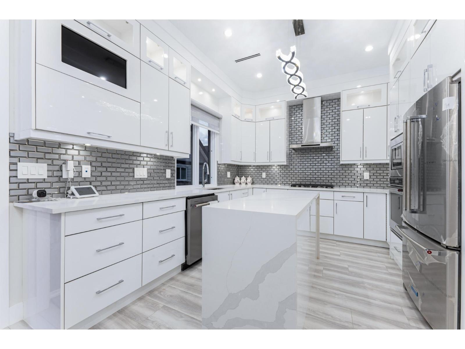 19433 70 Avenue, Surrey, British Columbia  V4N 1N2 - Photo 7 - R3071232