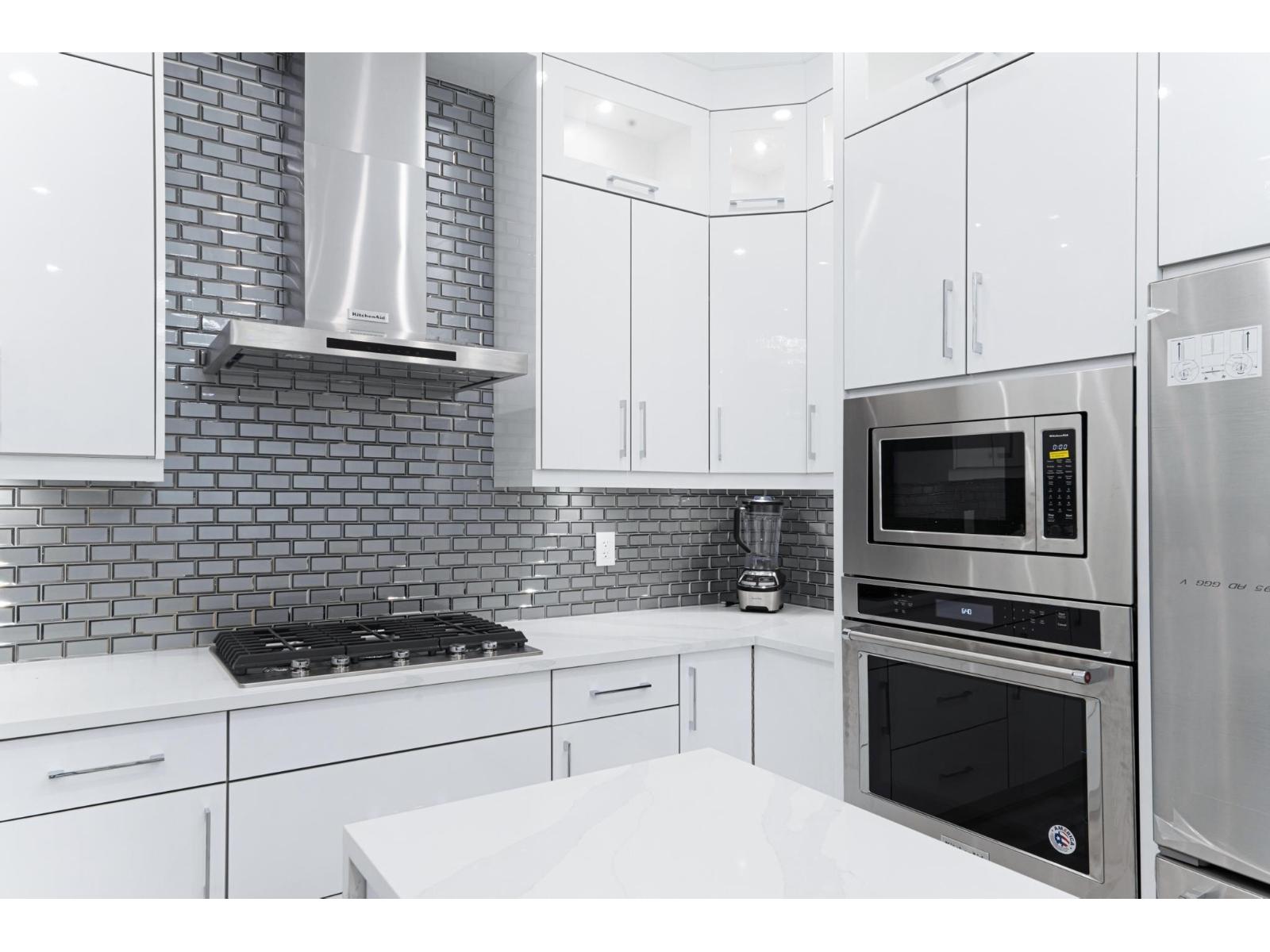 19433 70 Avenue, Surrey, British Columbia  V4N 1N2 - Photo 11 - R3071232