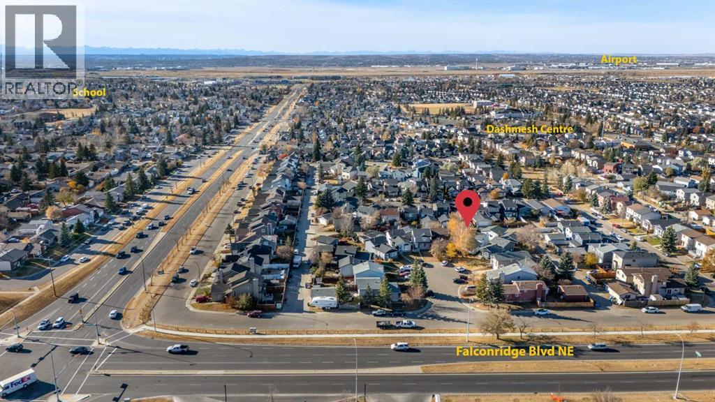 13 Martingrove Court Ne, Calgary, Alberta  T3J 2S3 - Photo 4 - A2267085