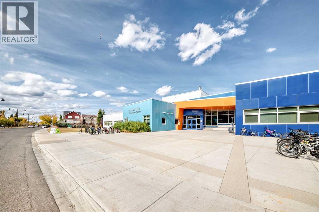 128 Marquis Lane Se, Calgary, Alberta  T3M 2G6 - Photo 38 - A2272660