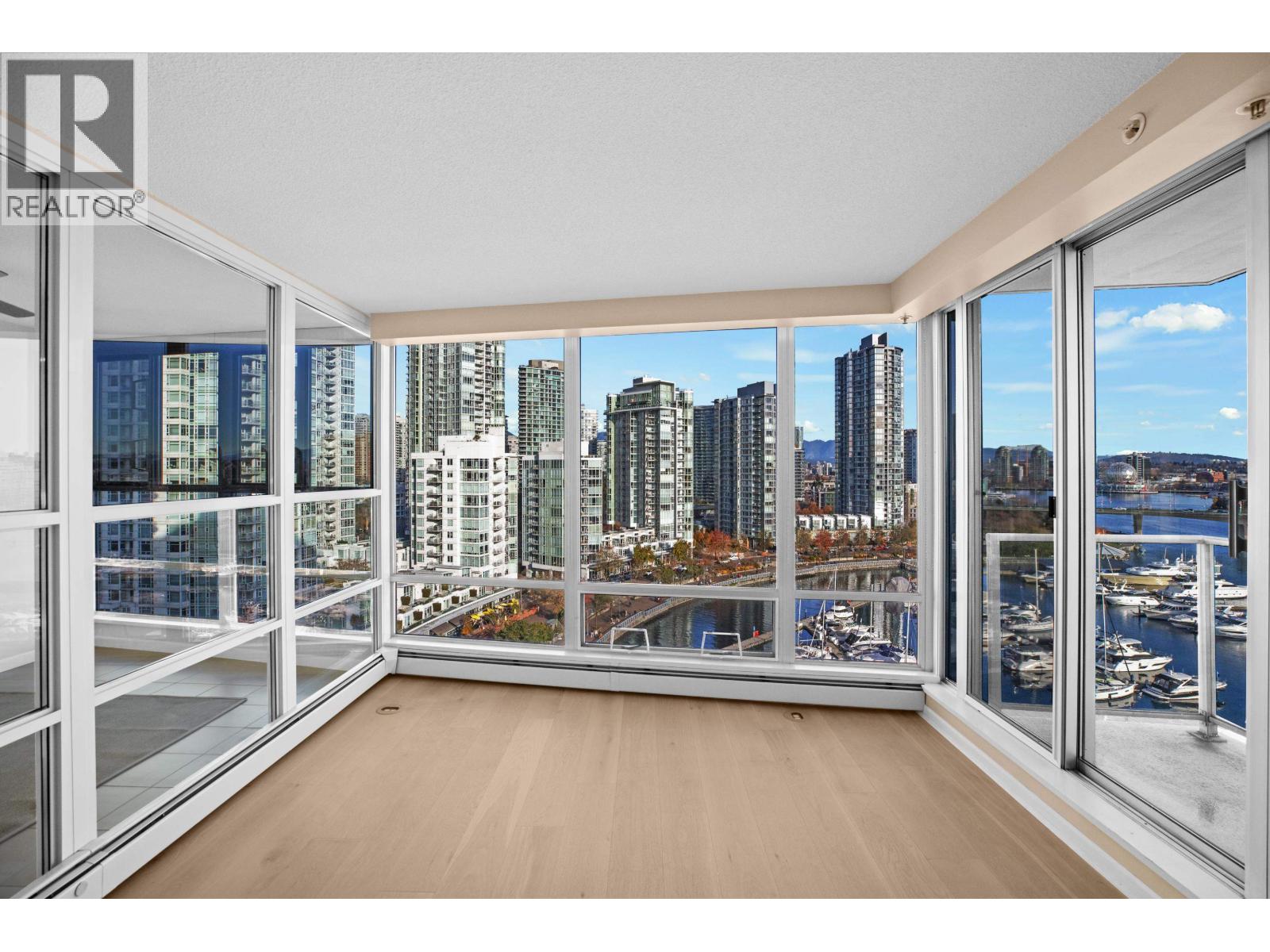 1601 1228 Marinaside Crescent, Vancouver, British Columbia  V6Z 2W4 - Photo 4 - R3071237