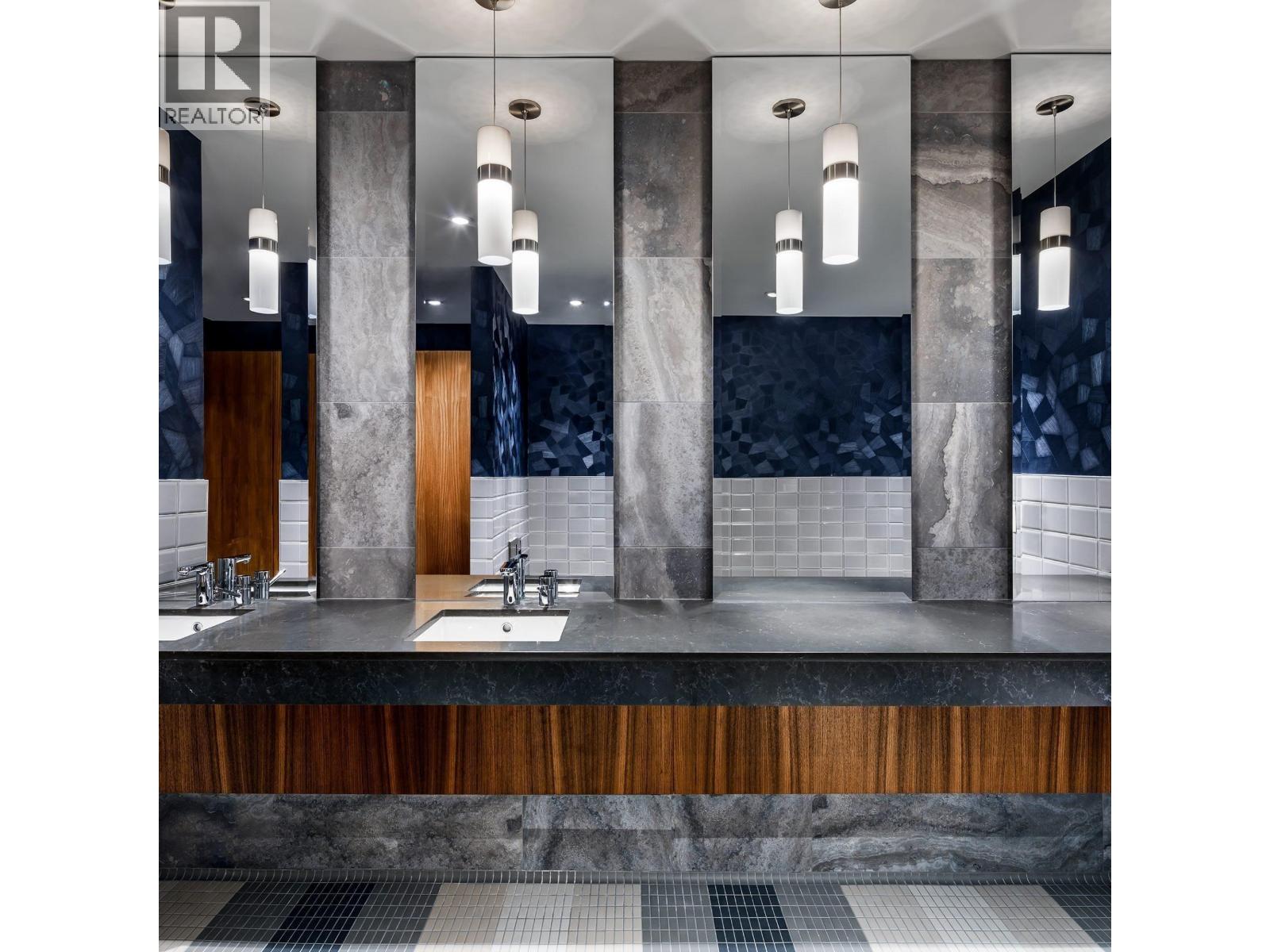 1702 1550 Fern Street, North Vancouver, British Columbia V7J 0A9 - Photo 22 - R3071268