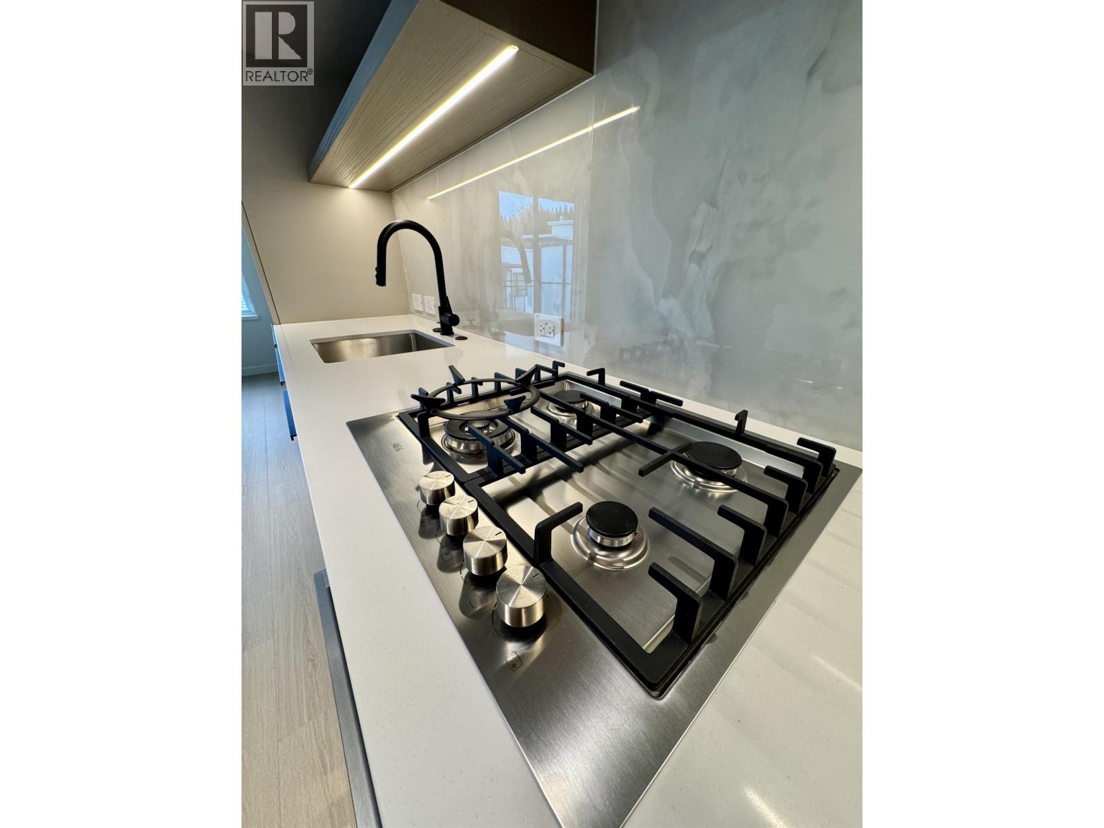 609 125 Albert Street, Port Moody, British Columbia  V3H 0M8 - Photo 6 - R3071267