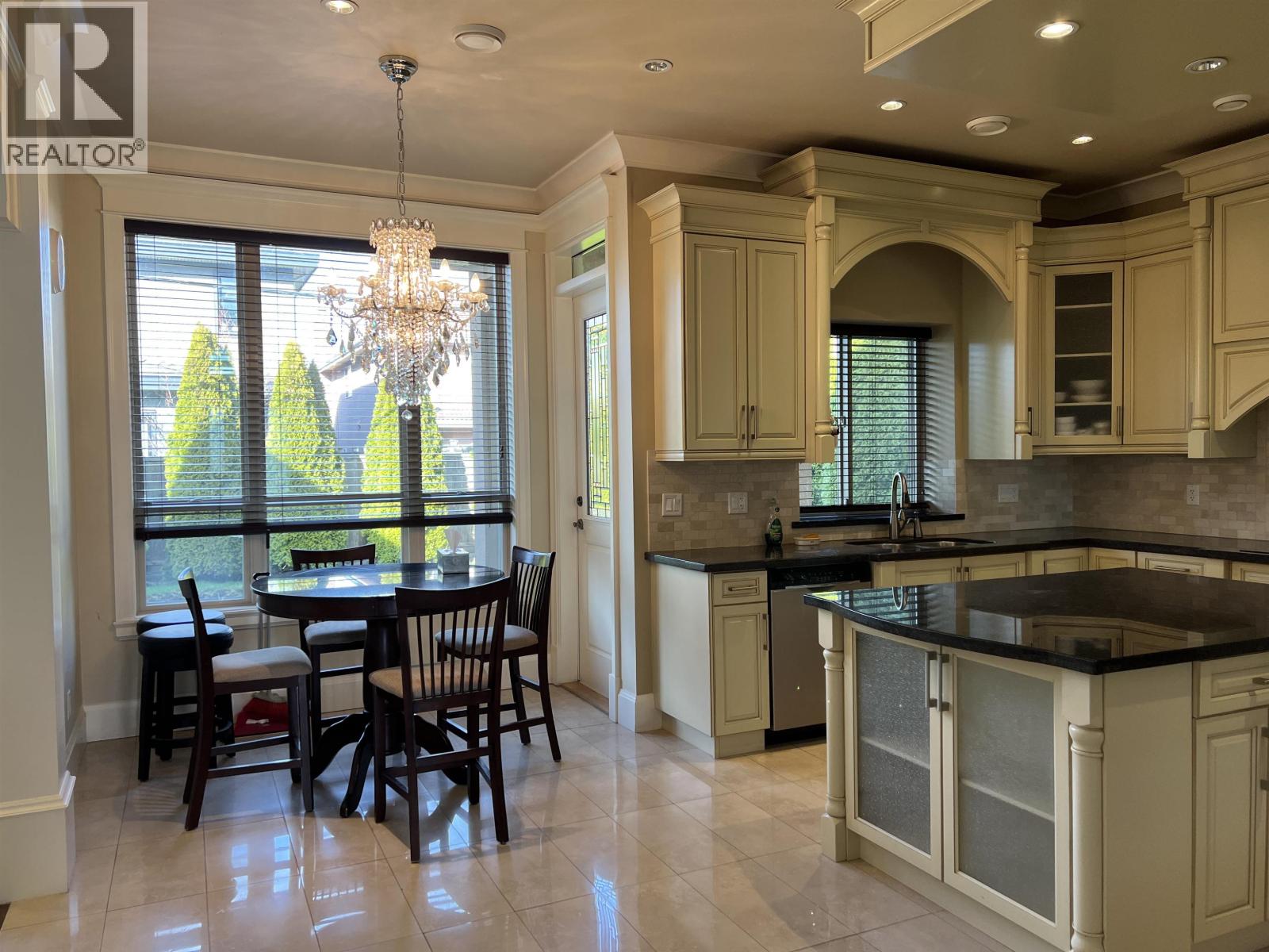 5191 Calderwood Crescent, Richmond, British Columbia  V7C 3G2 - Photo 9 - R3071281