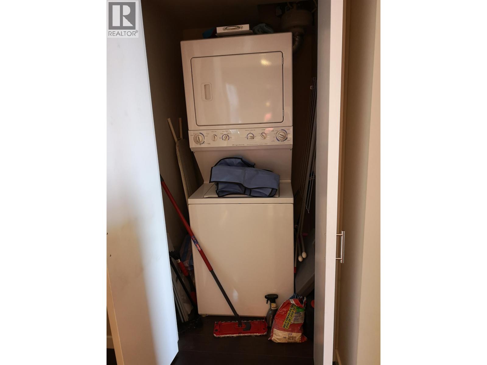 1204 8160 Lansdowne Road, Richmond, British Columbia  V6X 0A9 - Photo 17 - R3071285