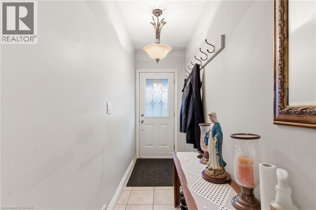 196 Avondale Street, Hamilton, Ontario  L8L 7C3 - Photo 7 - 40790588