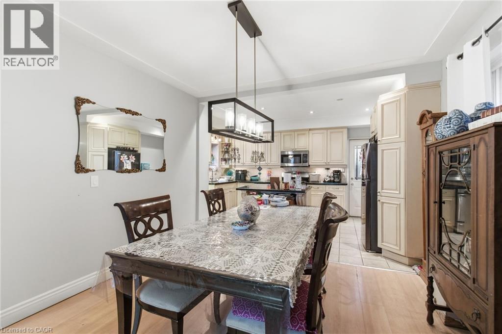 196 Avondale Street, Hamilton, Ontario  L8L 7C3 - Photo 11 - 40790588