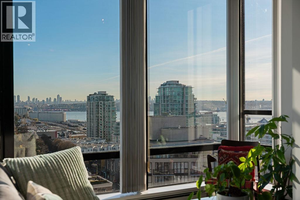 1707 151 W 2nd Street, North Vancouver, British Columbia  V7M 3P1 - Photo 33 - R3071200