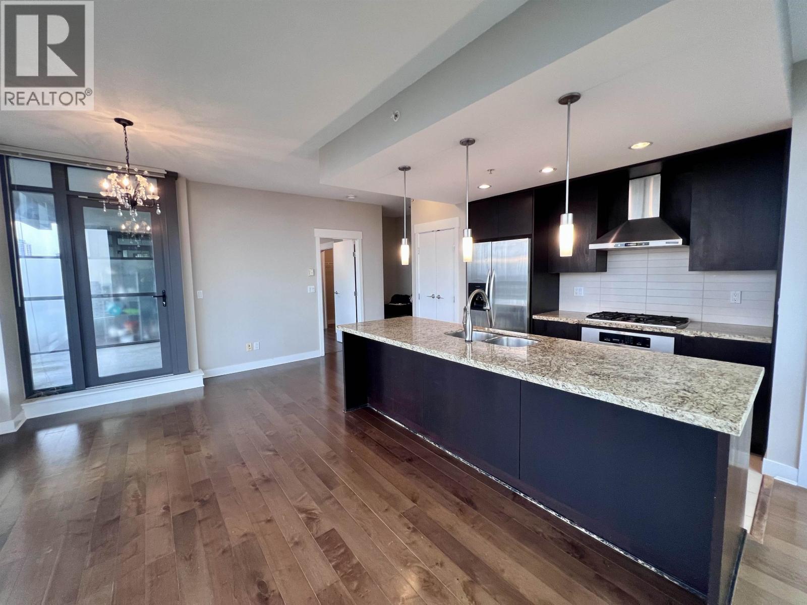 2902 7088 18th Avenue, Burnaby, British Columbia  V3N 0A2 - Photo 2 - R3061814