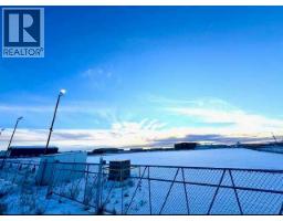 9309 85 Avenue, Clairmont, Ca