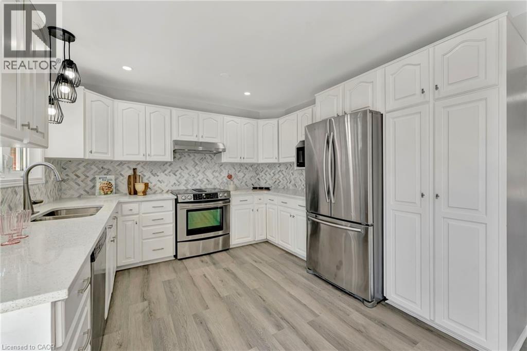 216 Sioux Road, Ancaster, Ontario  L9G 1P8 - Photo 11 - 40743828