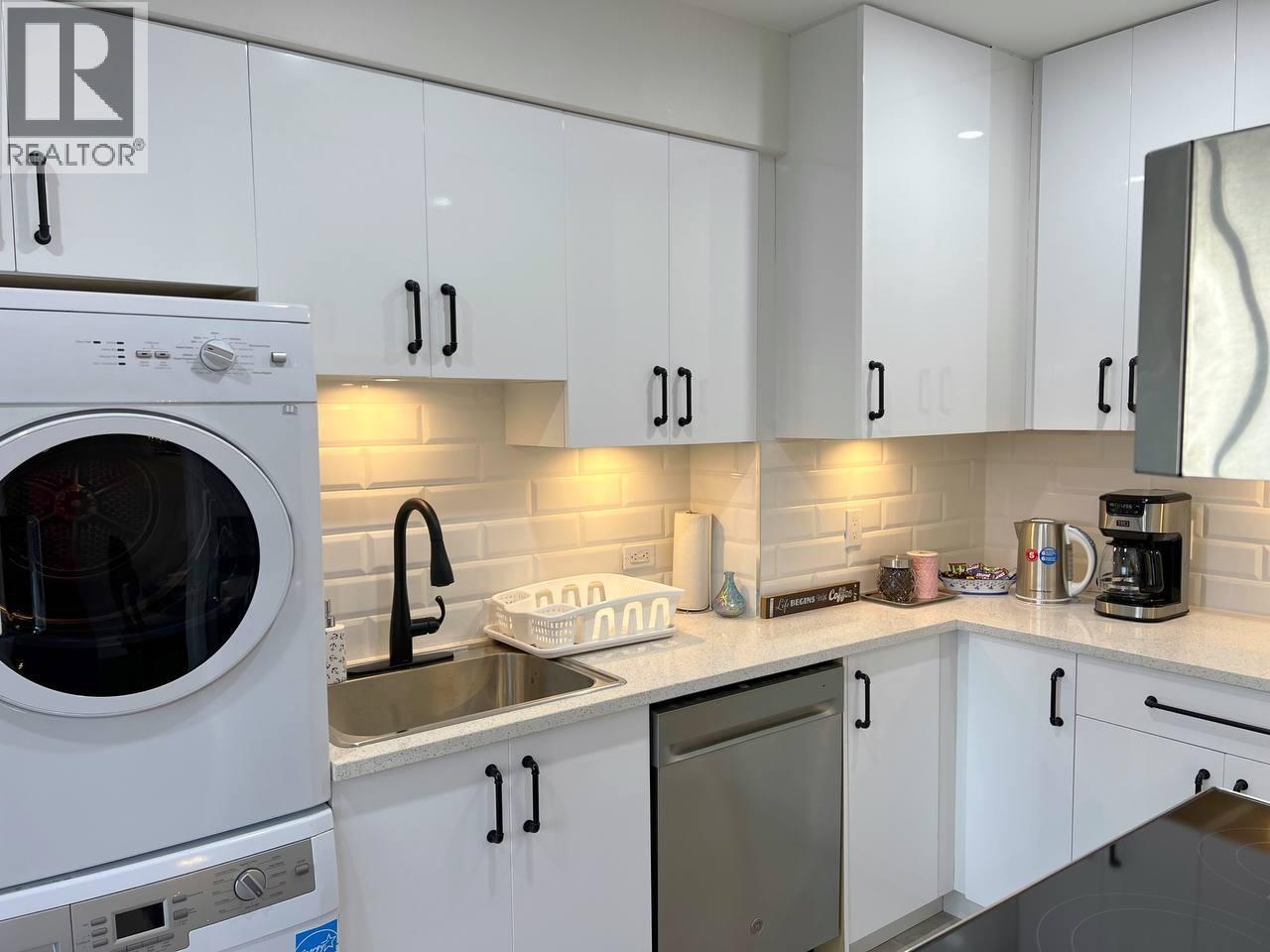 515 W Queens Road, North Vancouver, British Columbia  V7N 2K9 - Photo 6 - R3069691