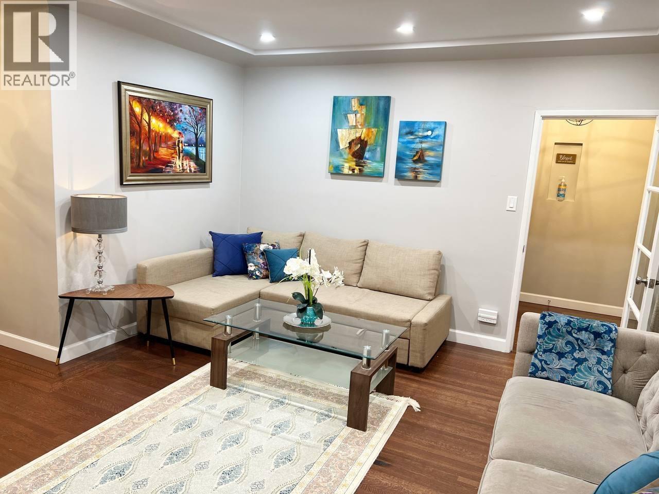 515 W Queens Road, North Vancouver, British Columbia  V7N 2K9 - Photo 4 - R3069691